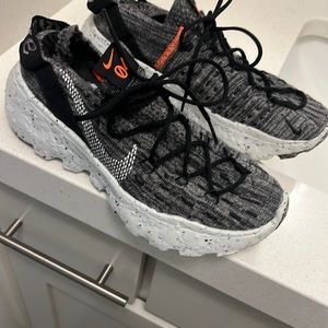 Space hippie Nike 04